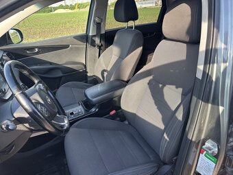 Kia Sorento 2.2 CRDi AWD, 147 kW - 14