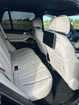 BMW X5 XDrive M50d A/T Individual Laser masáž Softclose - 14