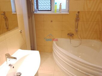 5- IZB BYT, NOVOSTAVBA, pre rodinu, môže menší psík, mačka - 14