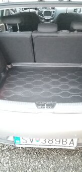 KIA ceed 1,6 GDi FIFA EDITION - 14