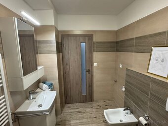 NA PRENÁJOM Exkluzívne bývanie v srdci prírody – Poruba - 14