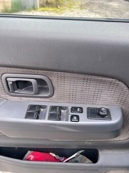 Nissan Navara d22 - 14