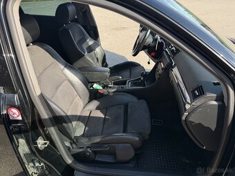 Audi a4 2.5TDI quattro b6 s-line - 14