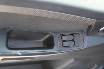 Opel Meriva 1,6 16V Cosmo 77kW A5 5d. (2003 - 2011) - 14