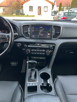 KIA Sportage 2.0 CRDi GT-Line = 4WD (4x4), A/T Panoráma = - 14
