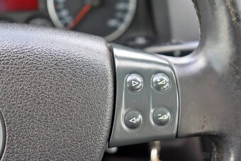Volkswagen Golf 2.0 TDI Sportline - 14