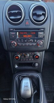 Nissan Qashqai 1.6i I-Way - 14