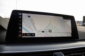 BMW G31 520d Touring 140kW, Harman/Kardon, Panorama, Koža - 14