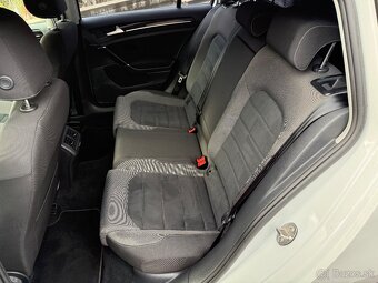 Volkswagen Golf VII Highline 2.0Tdi - 14