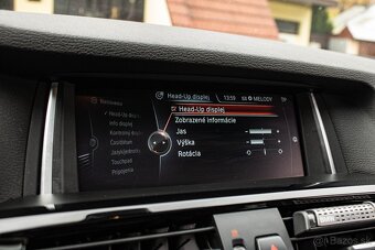BMW X4 35d M Packet, Strešné okno, ACC, Harman Kardon, HUD - 14