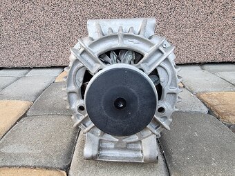 Dacia Logan MCV predná kapota+alternátor - 14