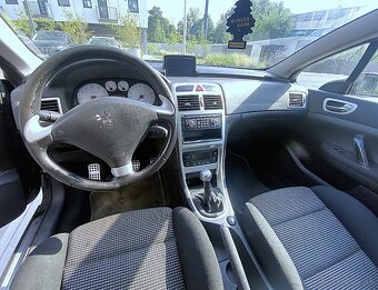 Peugeot 307 CC 2.0 16V Dynamique - 14