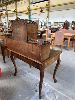 starožitný písaci stolík s nadstavbou - 14