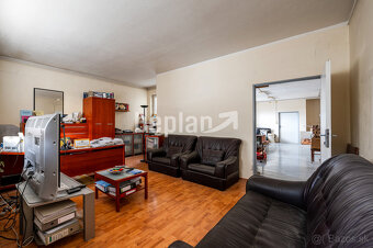 Na predaj polyfunkčná budova v centre Martina - 14