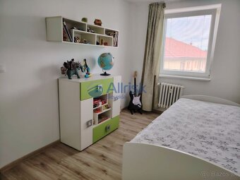 Komfortný 4.izbový byt v samom centre mesta Sereď - 14