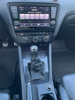 Škoda Octavia Combi 2.0 TDI RS - 14