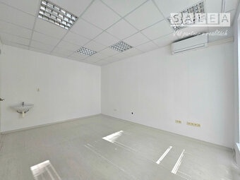 Najom priestor ambulancie West –690€/m vrátane energií - 14