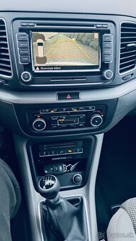 Volkswagen Sharan  2.0 TDI CR 2011 7-miestny - 14