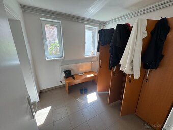Polyfunkčný objekt vhodný na výrobu a sklady - 14