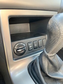 Nissan Pathfinder 2.5 dCI MT6 7-miestny - 14