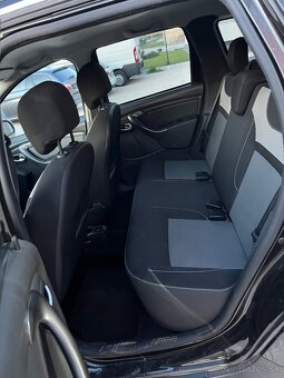 REZERVOVANE Dacia Duster 1.5 Dci = bez korozie - 14