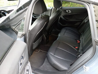 BMW 218i Gran Coupe TOP-farba + Luxury Line 70000km koža DPH - 14