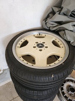 Mercedes Benz 500 SEC W126 - 14