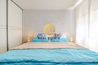 REZERVOVANÉ NA PREDAJ – Rodinný dom s krásnym pozemkom, bazé - 14