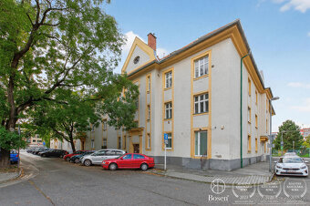 BOSEN | Priestranný 2 izbový byt s podkrovím, 119 m2, Nové M - 14