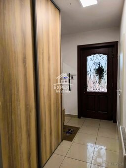 Rodinný dom s bazénom 10 min. od Levíc - 14