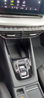 Škoda Octavia Combi iV 1.4 TSI PHEV 150 kW DSG Style - 14
