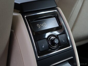 Škoda Superb II 2.0TDi 2 sady kol, Původ ČR, Garáž - 14