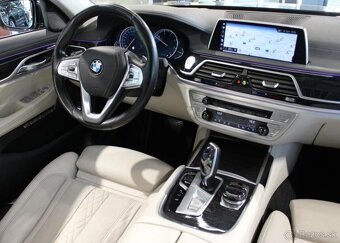 BMW Řada 7 730d xDrive ExeDrivePro / HarK nafta automat - 14