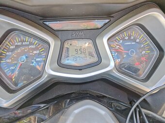 SYM Cruisym 300i - 14