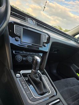 VW Passat R-Line 2.0 TDI DSG 2016 Panoráma, Virtual Cockpit - 14