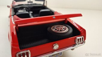 1:18 FORD MUSTANG 1965 - 14