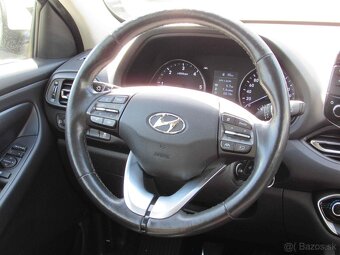 Hyundai i30 CW 1.6 CRDi Family - 14