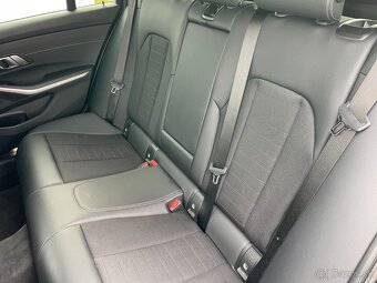 BMW Řada 3 G20/G21 Combi 318d 110kW Sport - 14
