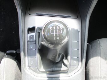 VW GOLF SPORTSVAN 1,6TDi 81kw ELEGANCE 08/2014 - 14
