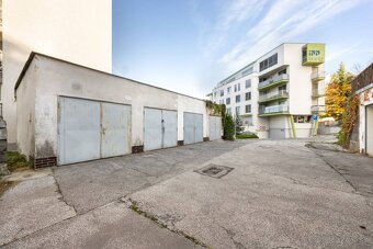 Priestranný 3-izbový byt s výhľadom do lesa - 14