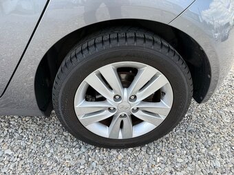 Hyundai ix20 1.6i Style - 14