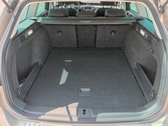 VW Passat B8 Variant Highline 2.0TDi DSG6 - 14