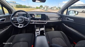 Kia Sportage 1.6 Benzín+HEV Gold (2022)–hybrid,automat - 14