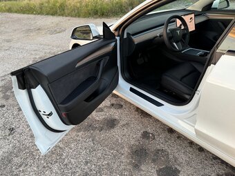 Tesla 3 REFRESH Dual Motor SOH 94%|130.800km|Odpočet DPH - 14