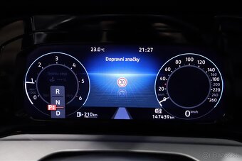 Volkswagen Golf 8 Variant 2.0 TDI 110kW DSG automat - 14