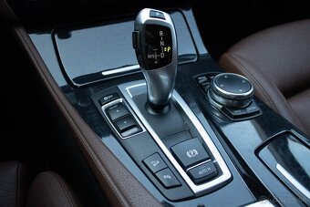 BMW Rad 5 Touring 520D 140kW XDRIVE 2016 - 14