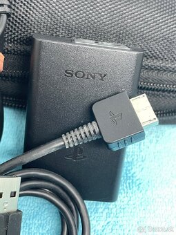 PS vita PCH-1004 oled displej -folia +4gb - 14