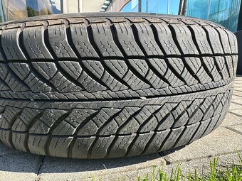 BMW - 4ks hlinikové disky 16” + pneumatiky - 14