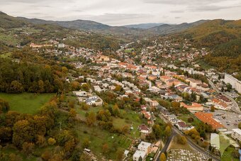 Pozemok blízko centra Novej Bane - 14