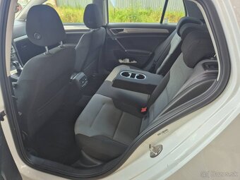 Volkswagen Golf e - 14